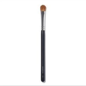 Morphe M166 Oval Shadow Brush
